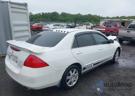 2007 Honda Accord 2.4 Lx из США, поврежденный, VIN 1HGCM56417A024564